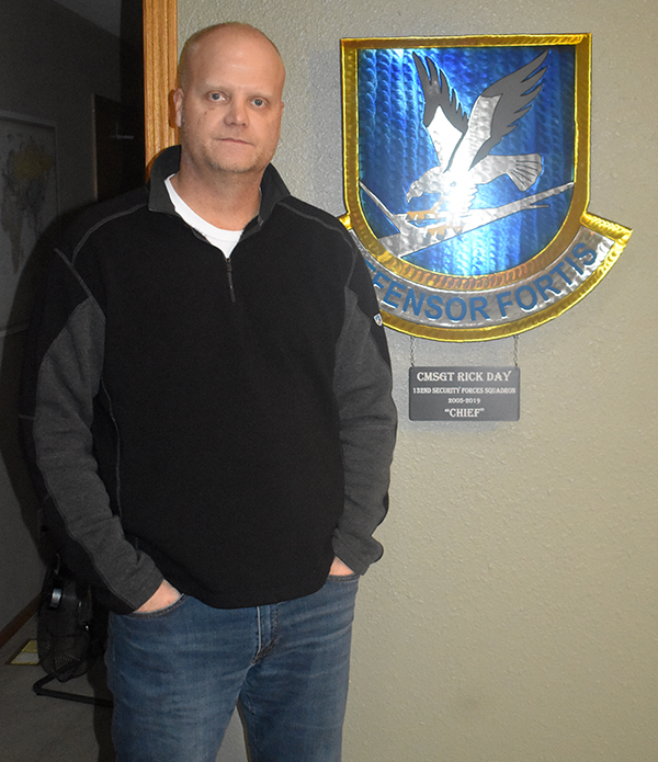 Day recounts journey through two branches of military service | News, Sports, Jobs - Vimarsana News